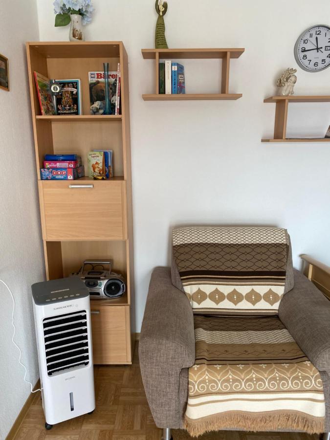 Mit Blick Auf Herkules Mit Parkplatz * Kassel
