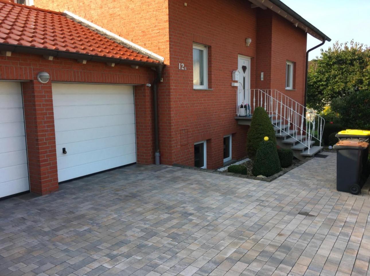 Mit Blick Auf Herkules Mit Parkplatz